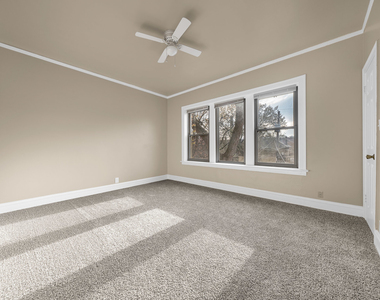 7751 S Saginaw Avenue - Photo Thumbnail 10