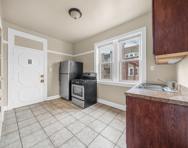 7751 S Saginaw Avenue - Photo Thumbnail 6
