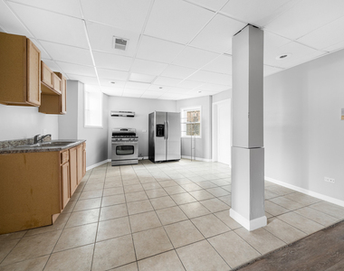 7751 S Saginaw Avenue - Photo Thumbnail 13