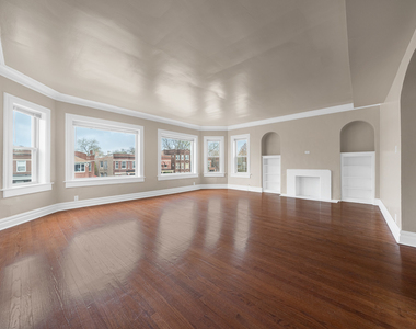 7751 S Saginaw Avenue - Photo Thumbnail 1