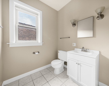 7751 S Saginaw Avenue - Photo Thumbnail 8
