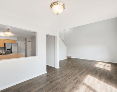 3112 Crystal Rock Road - Photo Thumbnail 4