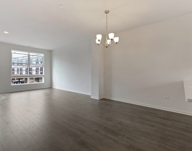 1289 Lakepointe Drive - Photo Thumbnail 6