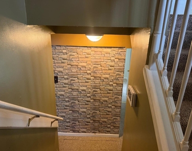 15726 Avalon Avenue - Photo Thumbnail 8