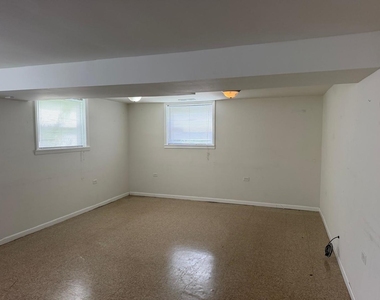 15726 Avalon Avenue - Photo Thumbnail 18