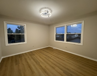 6514 Walter Adamic Lane - Photo Thumbnail 17