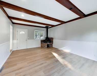 5705 Aubrey Terrace - Photo Thumbnail 13