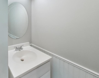 5705 Aubrey Terrace - Photo Thumbnail 16