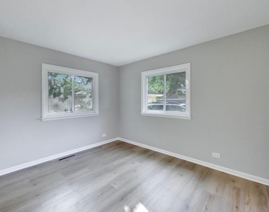 5705 Aubrey Terrace - Photo Thumbnail 20