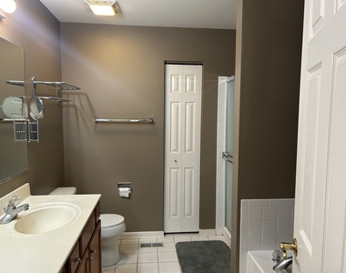 394 Bay Drive - Photo Thumbnail 14