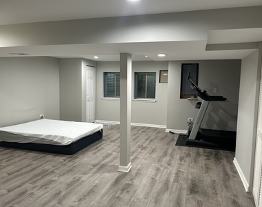 394 Bay Drive - Photo Thumbnail 19