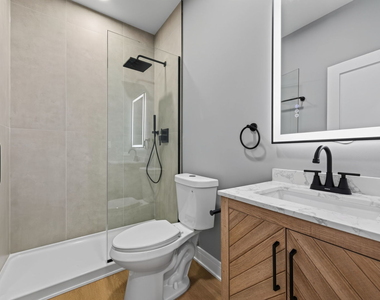 2327 S Homan Avenue - Photo Thumbnail 10