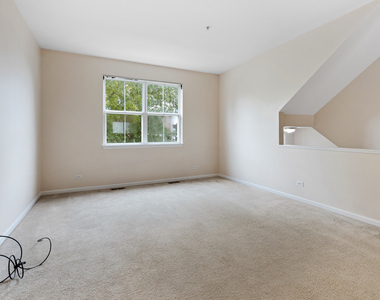 106 Rosehall Drive - Photo Thumbnail 5