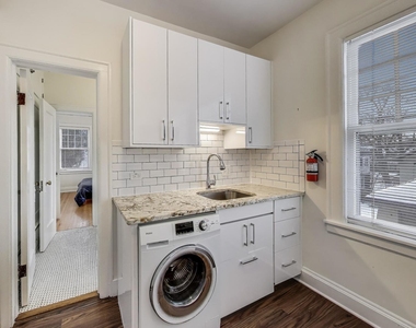 1628 Wesley Avenue - Photo Thumbnail 6