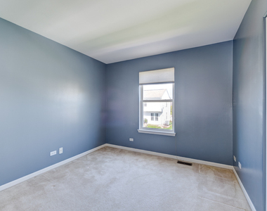 1810 Van Dyke Lane - Photo Thumbnail 14