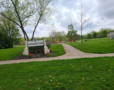 1810 Van Dyke Lane - Photo Thumbnail 23
