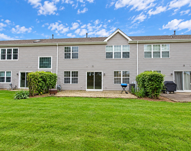 700 Savannah Lane - Photo Thumbnail 12