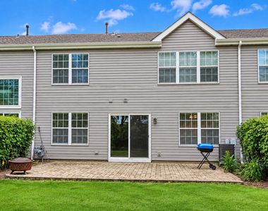 700 Savannah Lane - Photo Thumbnail 11