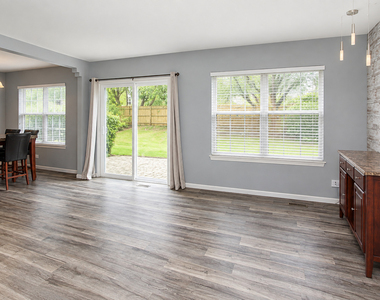 700 Savannah Lane - Photo Thumbnail 2