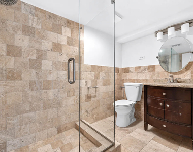 800 Ridgemoor Drive W - Photo Thumbnail 19