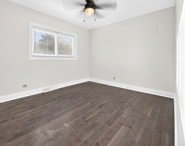 800 Ridgemoor Drive W - Photo Thumbnail 14
