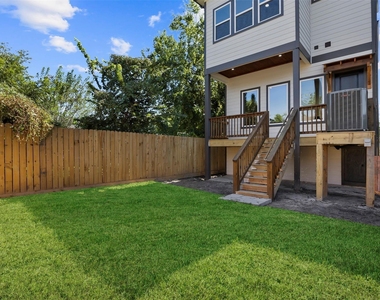 5949 Collingsworth Street - Photo Thumbnail 12