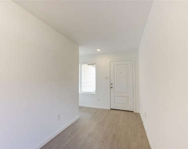 21218 Fieni Drive - Photo Thumbnail 3