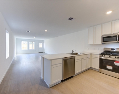 21218 Fieni Drive - Photo Thumbnail 4