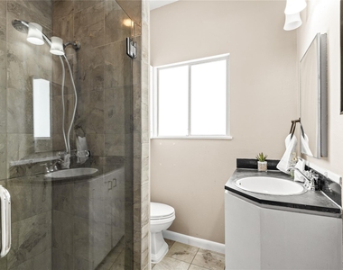 1202 Hawthorne Street - Photo Thumbnail 23