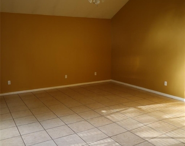 18027 Landing Brook Drive - Photo Thumbnail 27