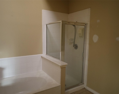 18027 Landing Brook Drive - Photo Thumbnail 31