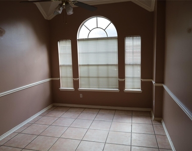 18027 Landing Brook Drive - Photo Thumbnail 17
