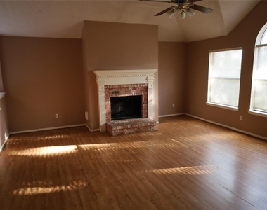 18027 Landing Brook Drive - Photo Thumbnail 13