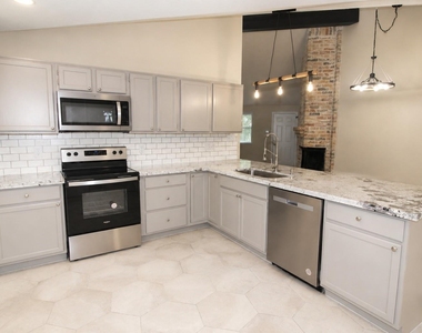 715 Land Grant Drive - Photo Thumbnail 1