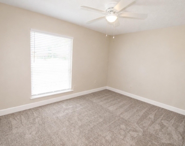 715 Land Grant Drive - Photo Thumbnail 7