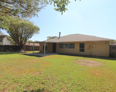 715 Land Grant Drive - Photo Thumbnail 11