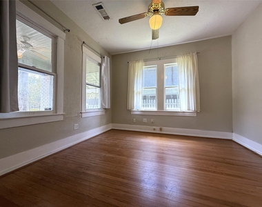 4316 Roseland Street - Photo Thumbnail 11