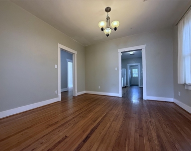 4316 Roseland Street - Photo Thumbnail 5