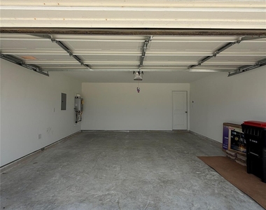 16827 Great Stable Way - Photo Thumbnail 17
