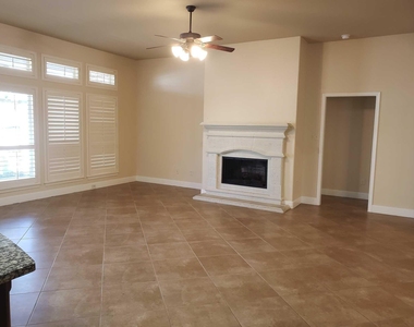 5927 Bristol Path Lane - Photo Thumbnail 10