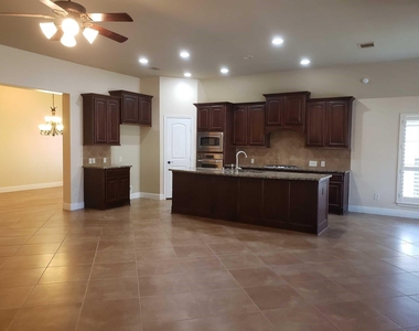 5927 Bristol Path Lane - Photo Thumbnail 6