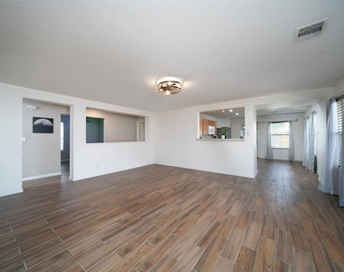 4211 Wayside Stream Lane - Photo Thumbnail 26