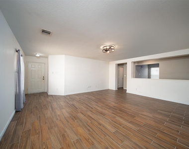 4211 Wayside Stream Lane - Photo Thumbnail 25