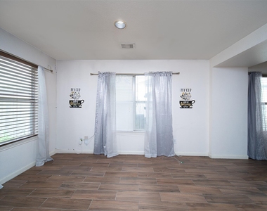 4211 Wayside Stream Lane - Photo Thumbnail 24