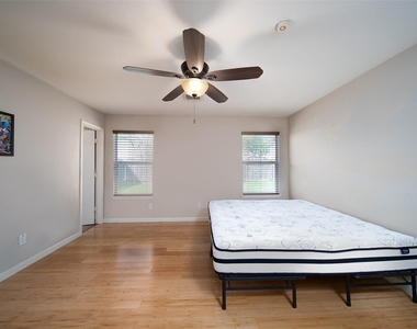 4211 Wayside Stream Lane - Photo Thumbnail 16