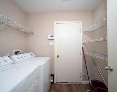 4211 Wayside Stream Lane - Photo Thumbnail 10