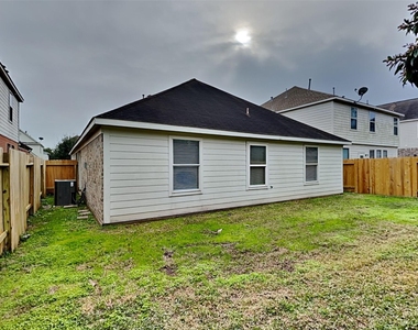12123 Lands Down Ridge Way - Photo Thumbnail 19