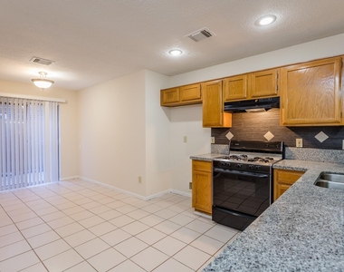 9206 Towerstone Drive - Photo Thumbnail 3