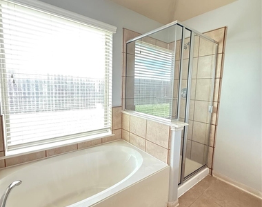 20710 Rainmead Drive - Photo Thumbnail 9