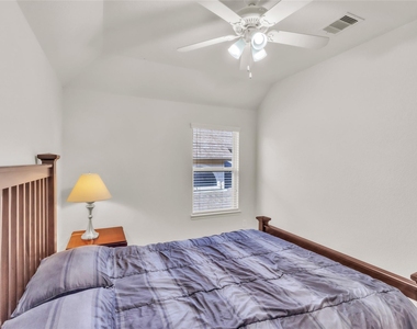 1511 Palisade Green Drive - Photo Thumbnail 29